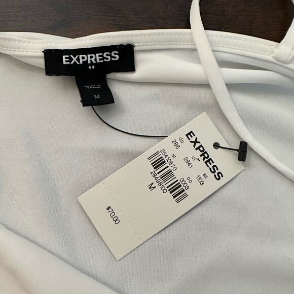 Express white accordion front v-neck tank top size M NWT - Picture 7 of 11
